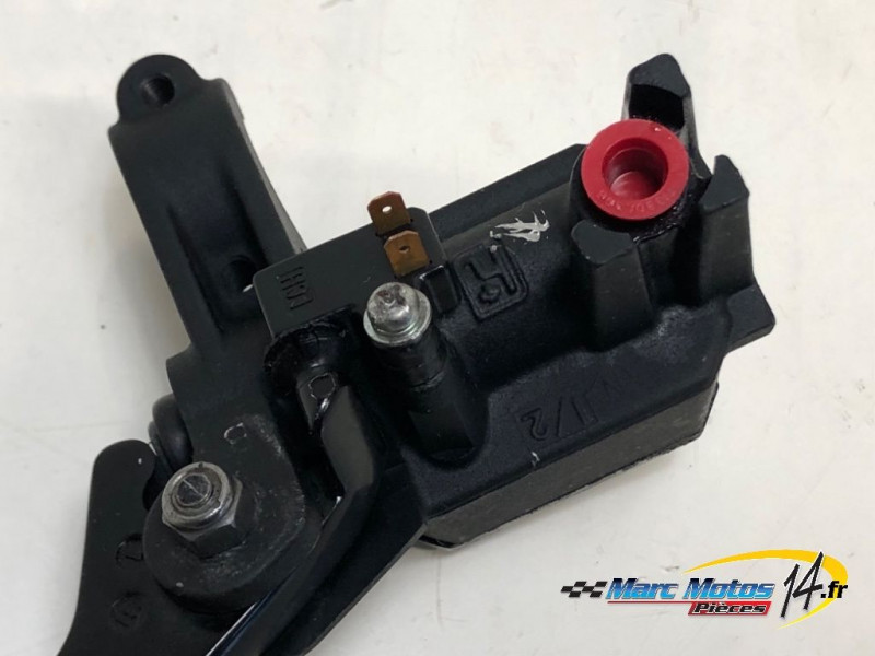 MAITRE CYLINDRE DE FREIN ARRIERE YAMAHA 125 XMAX 2012