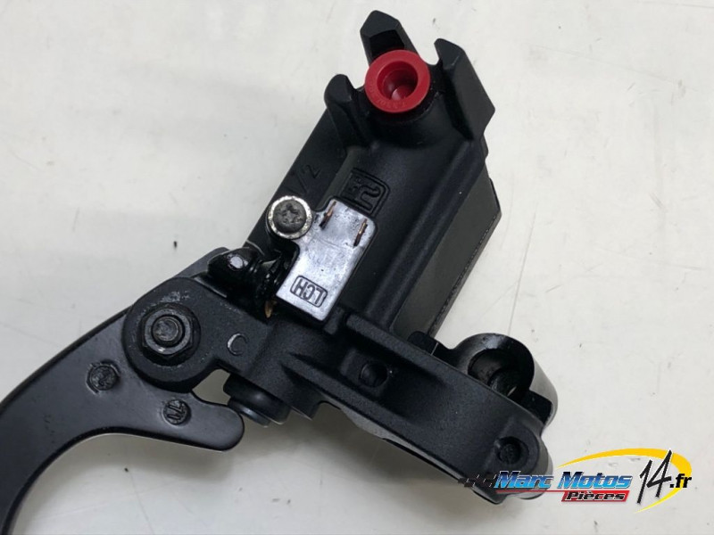 MAITRE CYLINDRE DE FREIN AVANT YAMAHA 125 XMAX 2012