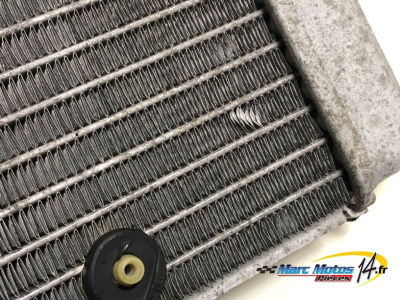 RADIATEUR D'EAU YAMAHA 125 XMAX 2012