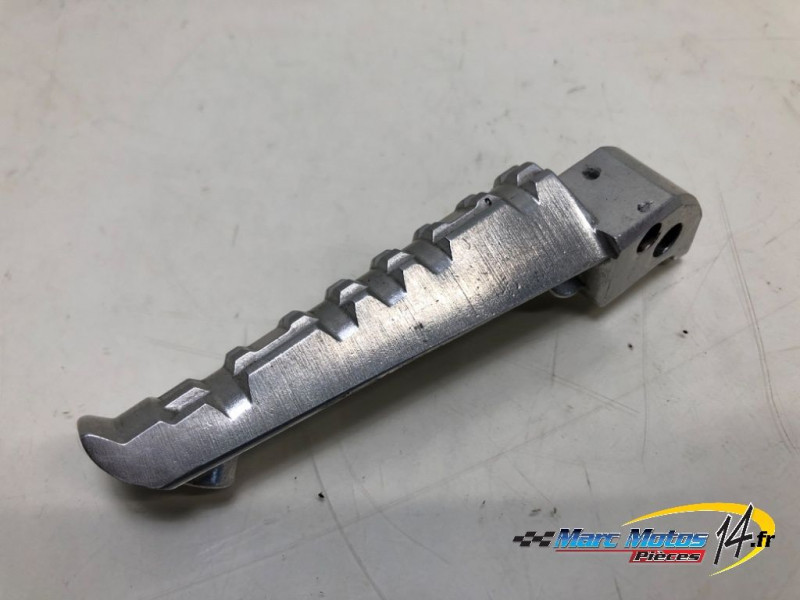 REPOSE-PIED ARRIERE GAUCHE YAMAHA 125 XMAX 2012