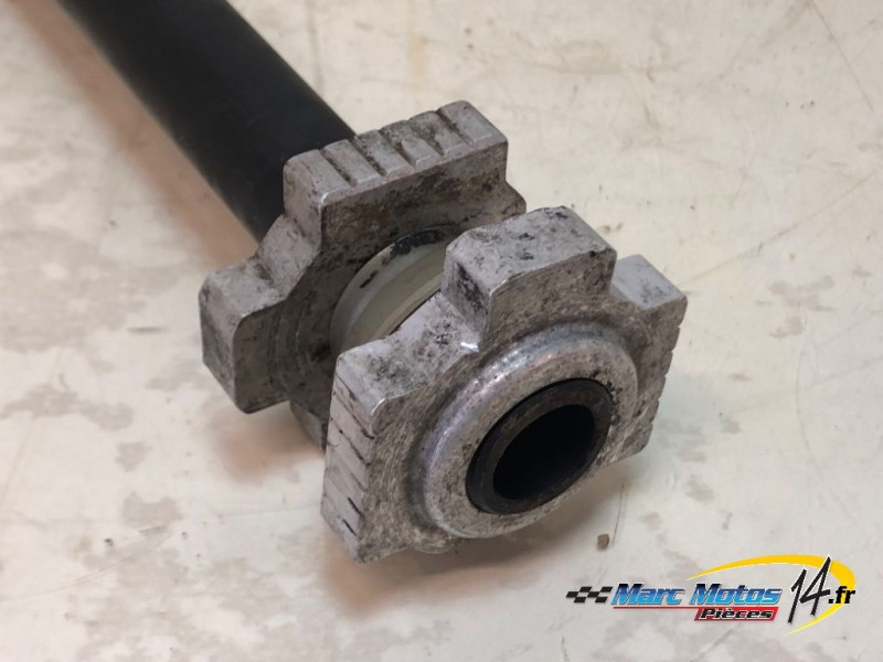 AXE DE ROUE ARRIERE KTM 890 ADVENTURE 2007