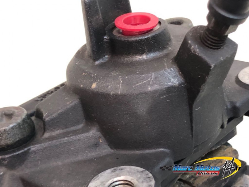 ETRIER DE FREIN ARRIERE SUZUKI 600 GSXR 1998