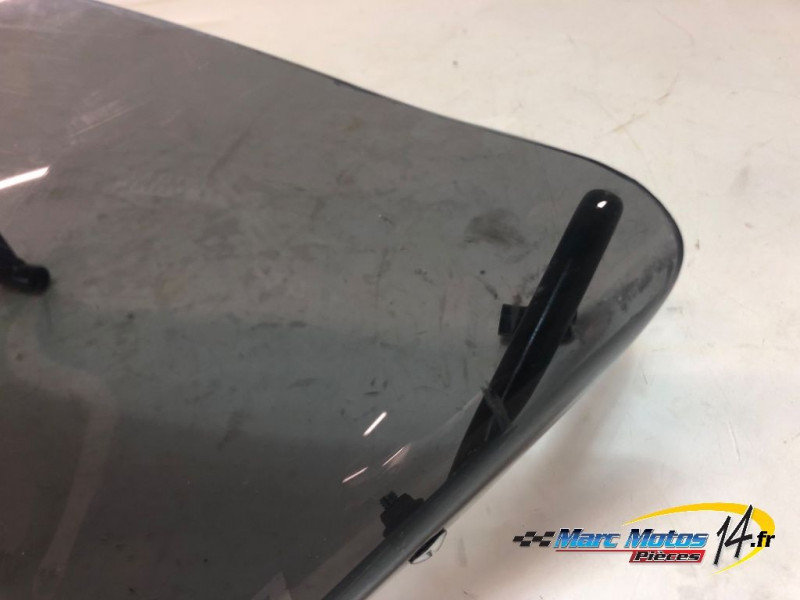 SAUT DE VENT YAMAHA FZ8 2011