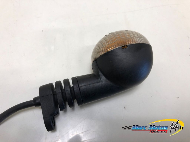 CLIGNOTANT ARRIERE DROIT YAMAHA 125 XT X 2006