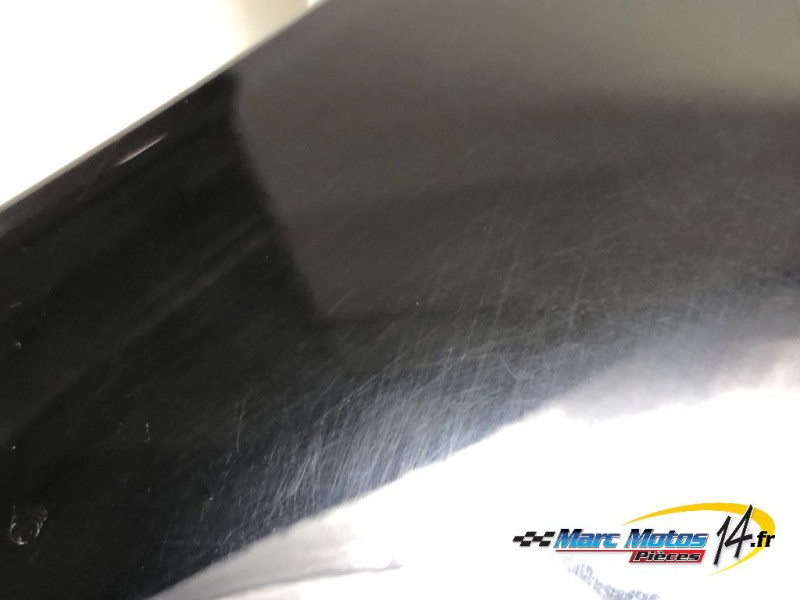 ECOPE DE RESERVOIR GAUCHE YAMAHA 125 XT X 2006