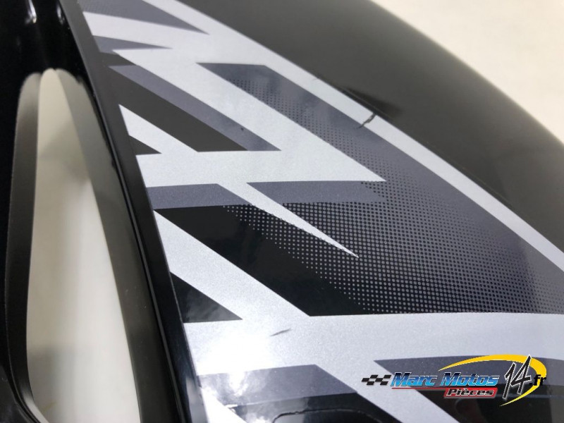ECOPE DE RESERVOIR GAUCHE YAMAHA 125 XT X 2006