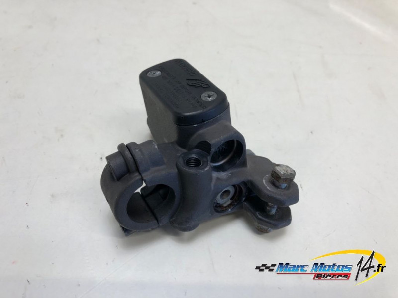 MAITRE CYLINDRE DE FREIN AVANT YAMAHA 125 XT X 2006