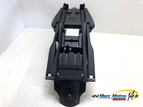 PASSAGE DE ROUE YAMAHA 125 XT X 2006