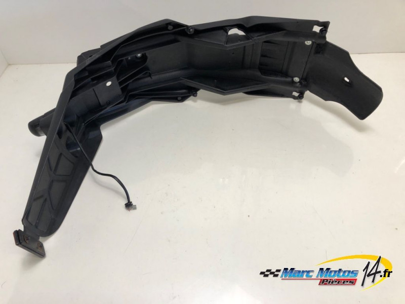 PASSAGE DE ROUE YAMAHA 125 XT X 2006