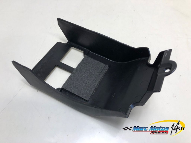 PLASTIQUES ET CAOUTCHOUCS DIVERS YAMAHA 125 XT X 2006