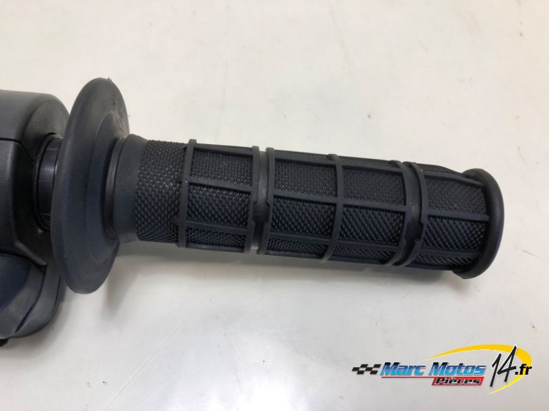 POIGNEE DE GAZ YAMAHA 125 XT X 2006