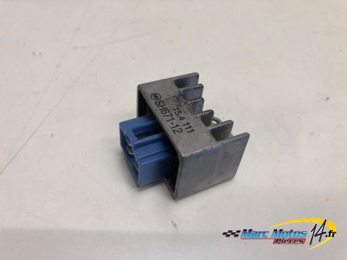 REGULATEUR YAMAHA 125 XT X 2006