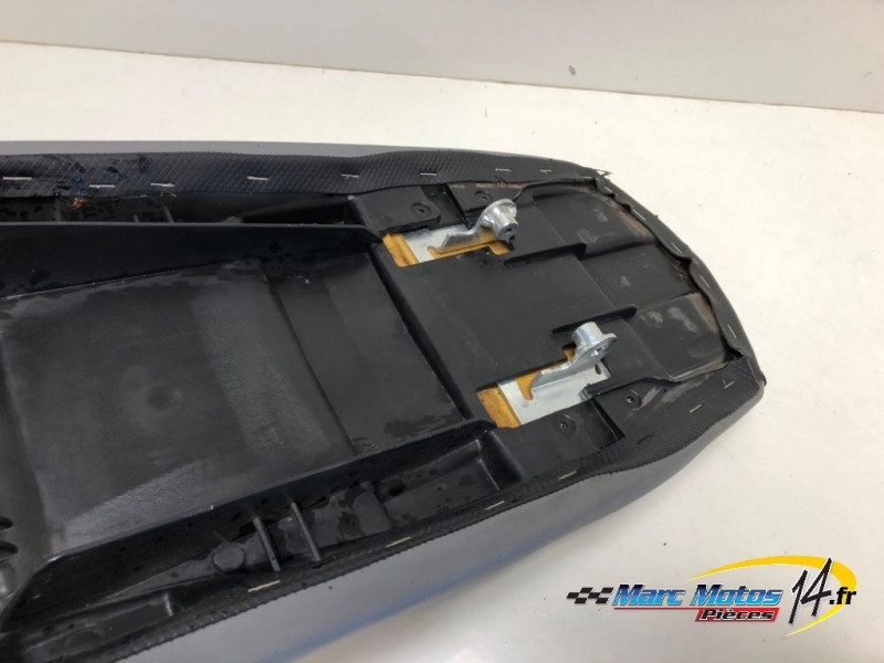 SELLE BIPLACE YAMAHA 125 XT X 2006