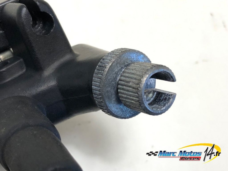 SUPPORT DE LEVIER D'EMBRAYAGE YAMAHA 125 XT X 2006