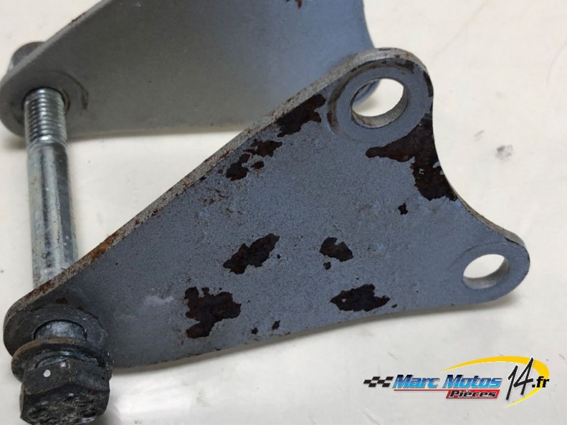 SUPPORT MOTEUR YAMAHA 125 XT X 2006