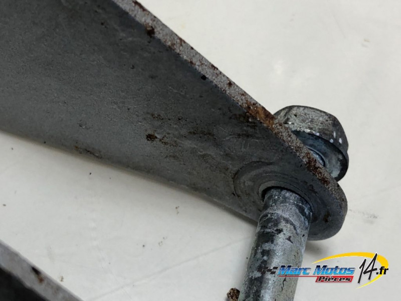 SUPPORT MOTEUR YAMAHA 125 XT X 2006