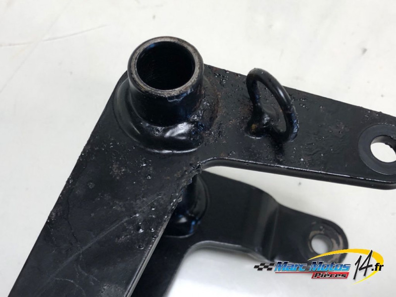 SUPPORT MOTEUR YAMAHA 125 XT X 2006