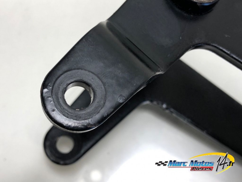 SUPPORT MOTEUR YAMAHA 125 XT X 2006