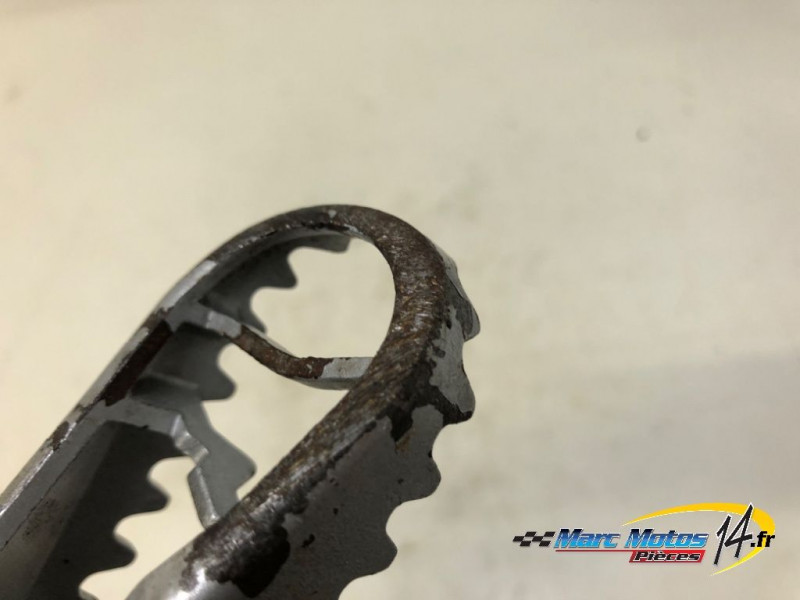 REPOSE-PIED AVANT DROIT SUZUKI 85 RM 2005