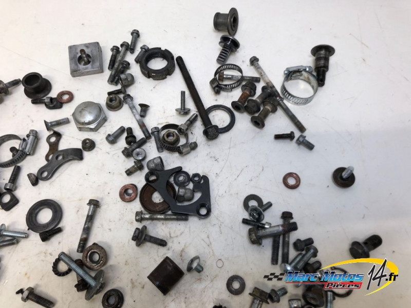 VISSERIE SUZUKI 85 RM 2005