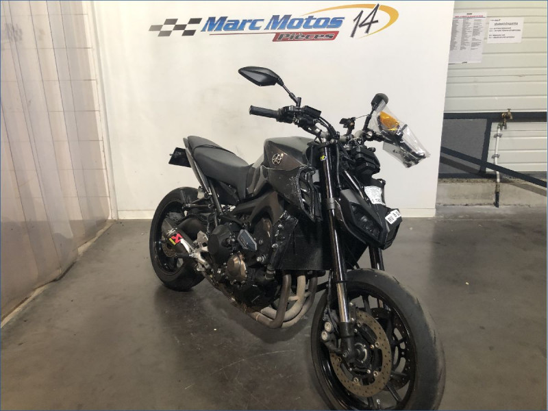 YAMAHA MT09 