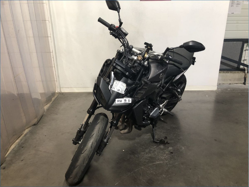 YAMAHA MT09 