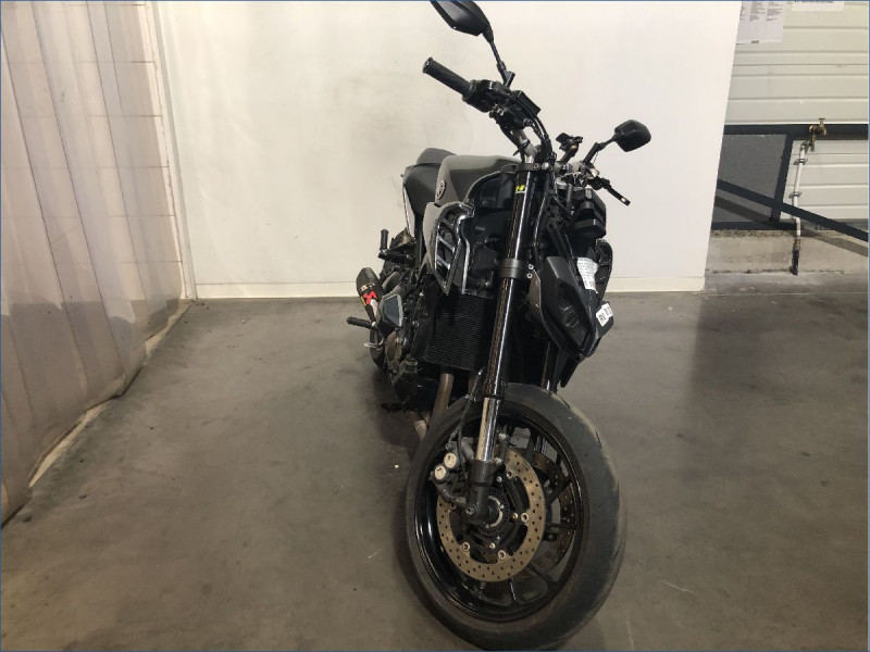 YAMAHA MT09 
