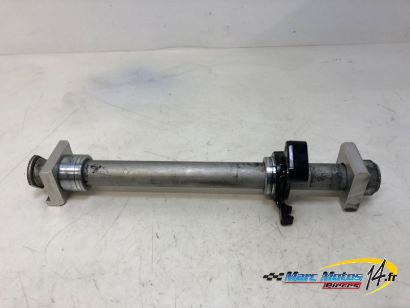 AXE DE ROUE ARRIERE YAMAHA 530 TMAX DX 2017