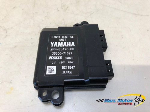BOITIER ELECTRONIQUE D&#039;ECLAIRAGE YAMAHA 530 TMAX DX 2017