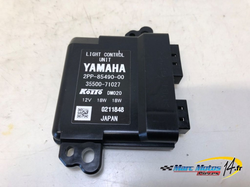 BOITIER ELECTRONIQUE D'ECLAIRAGE YAMAHA 530 TMAX DX 2017