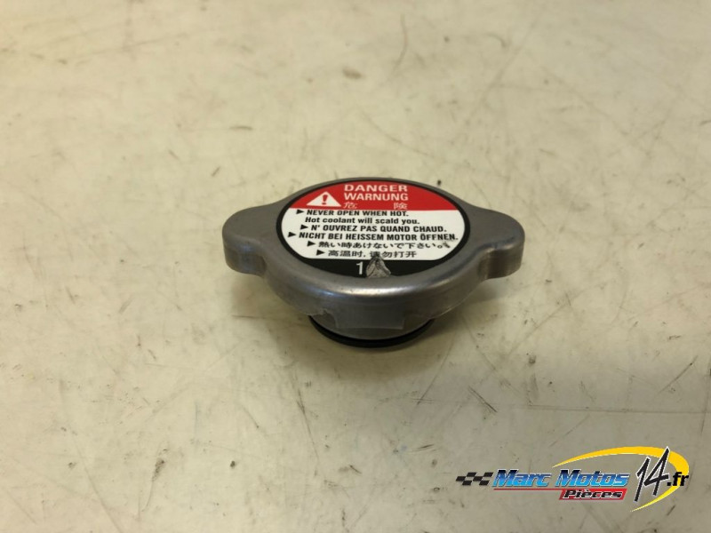 BOUCHON DE RADIATEUR YAMAHA 530 TMAX DX 2017