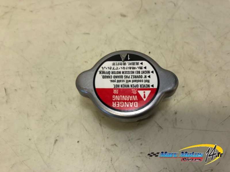 BOUCHON DE RADIATEUR YAMAHA 530 TMAX DX 2017