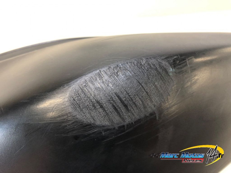 CACHE LATERAL GAUCHE YAMAHA 530 TMAX DX 2017