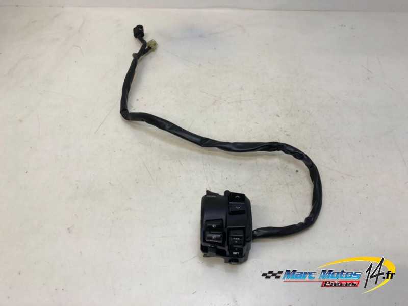 COMMODO GAUCHE YAMAHA 530 TMAX DX 2017