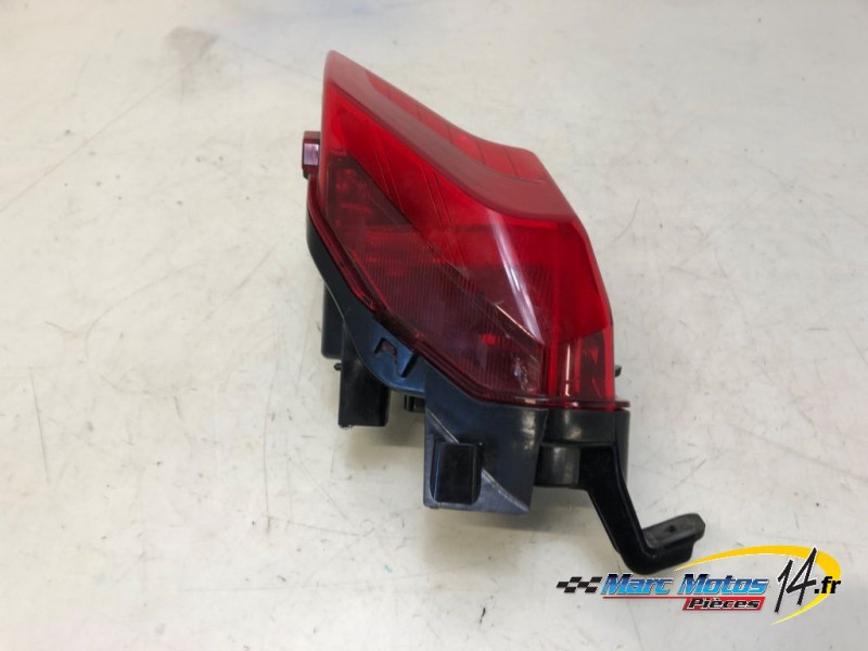 FEU ARRIERE YAMAHA 530 TMAX DX 2017