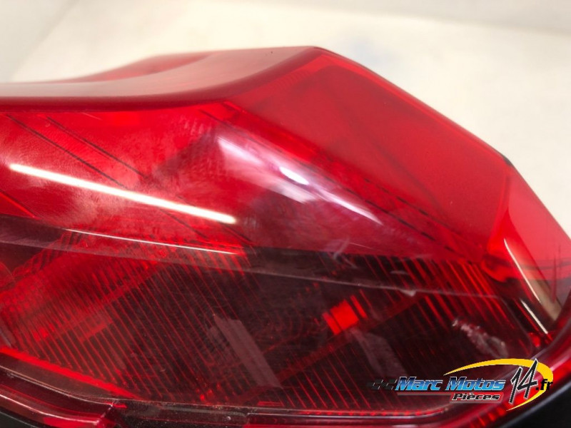 FEU ARRIERE YAMAHA 530 TMAX DX 2017