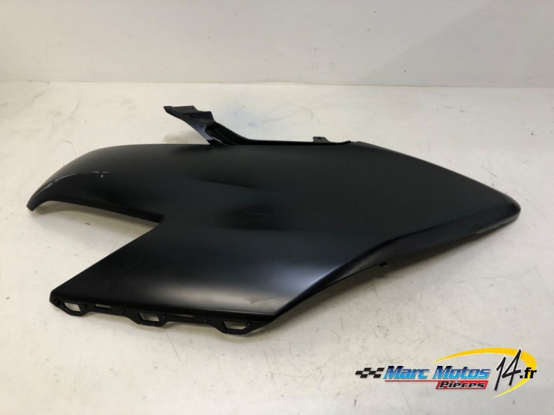 FLANC DE CARENAGE DROIT YAMAHA 530 TMAX DX 2017