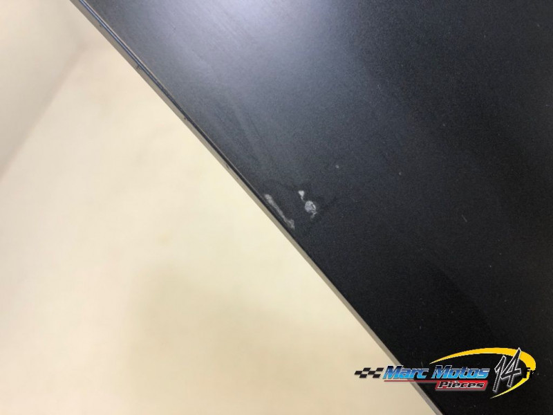FLANC DE CARENAGE GAUCHE YAMAHA 530 TMAX DX 2017
