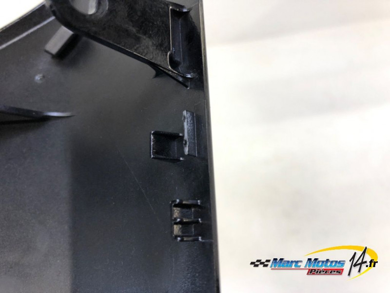 HABILLAGE DE CARENAGE DROIT YAMAHA 530 TMAX DX 2017