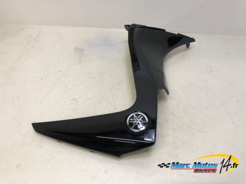 HABILLAGE DE CARENAGE GAUCHE YAMAHA 530 TMAX DX 2017