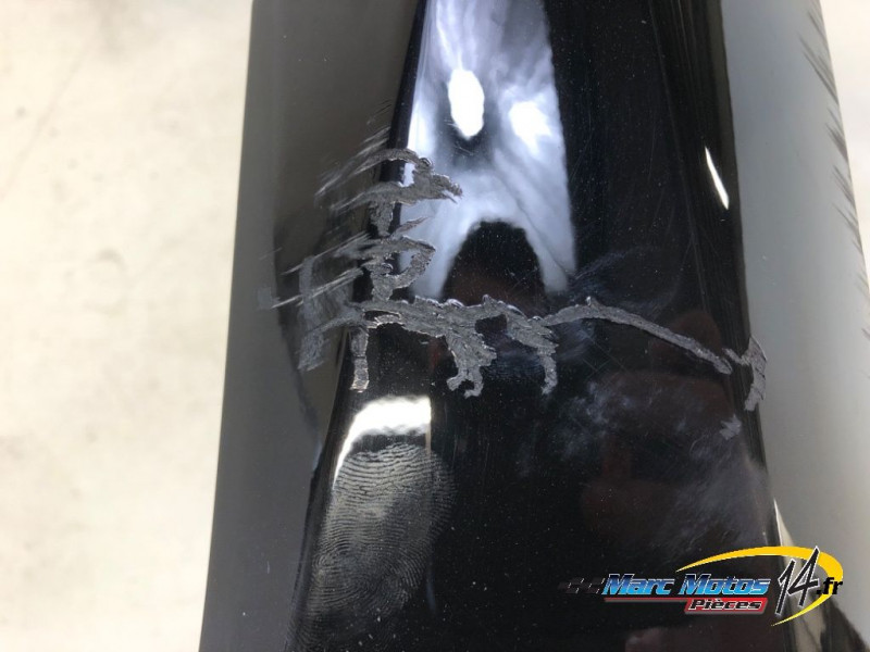 HABILLAGE DE CARENAGE GAUCHE YAMAHA 530 TMAX DX 2017