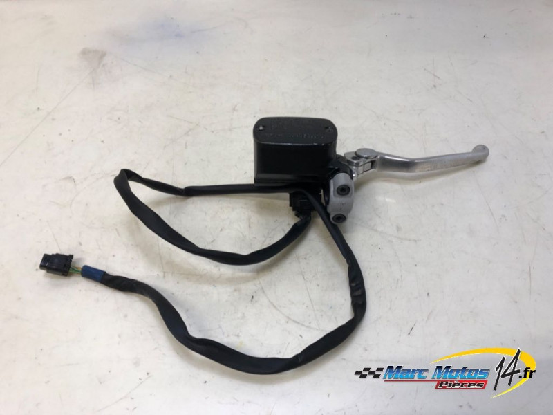 MAITRE CYLINDRE DE FREIN AVANT YAMAHA 530 TMAX DX 2017