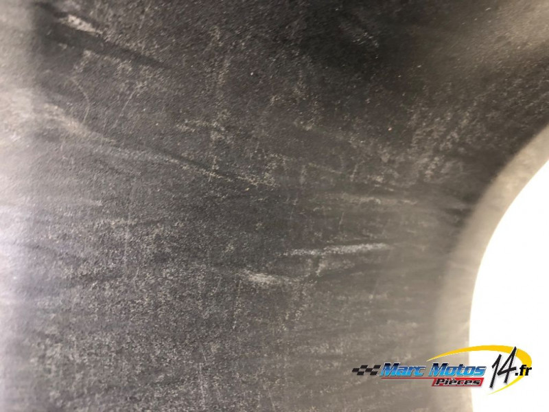 PLASTIQUES ET CAOUTCHOUCS DIVERS YAMAHA 530 TMAX DX 2017