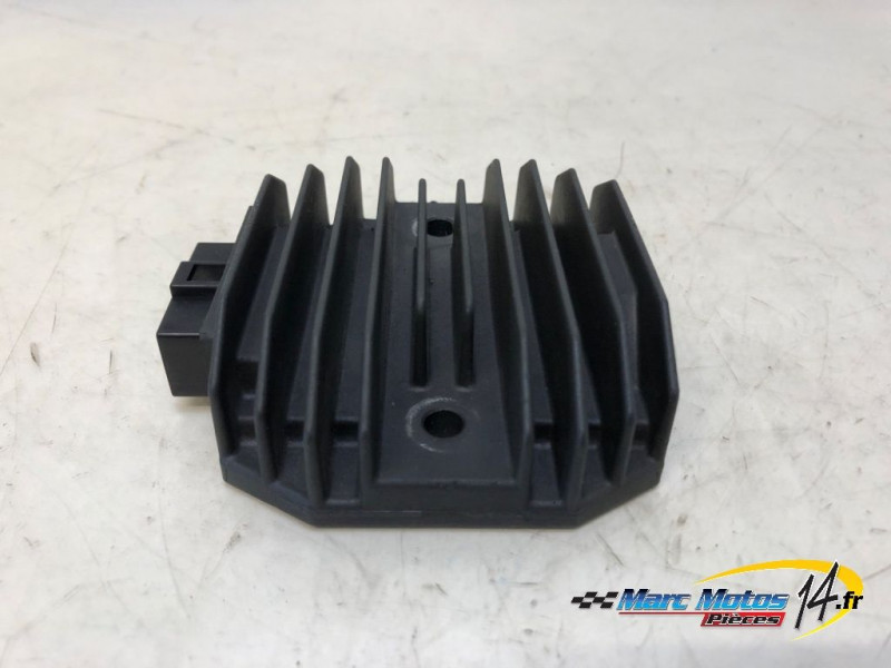 REGULATEUR YAMAHA 530 TMAX DX 2017