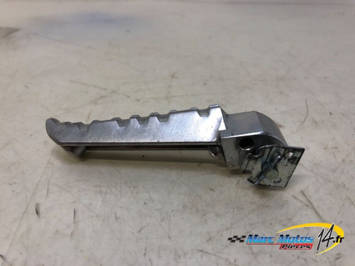 REPOSE-PIED ARRIERE GAUCHE YAMAHA 530 TMAX DX 2017