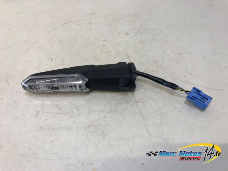 CLIGNOTANT AVANT DROIT KAWASAKI Z900 A2 2023