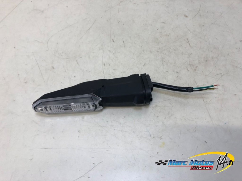 CLIGNOTANT AVANT GAUCHE KAWASAKI Z900 A2 2023