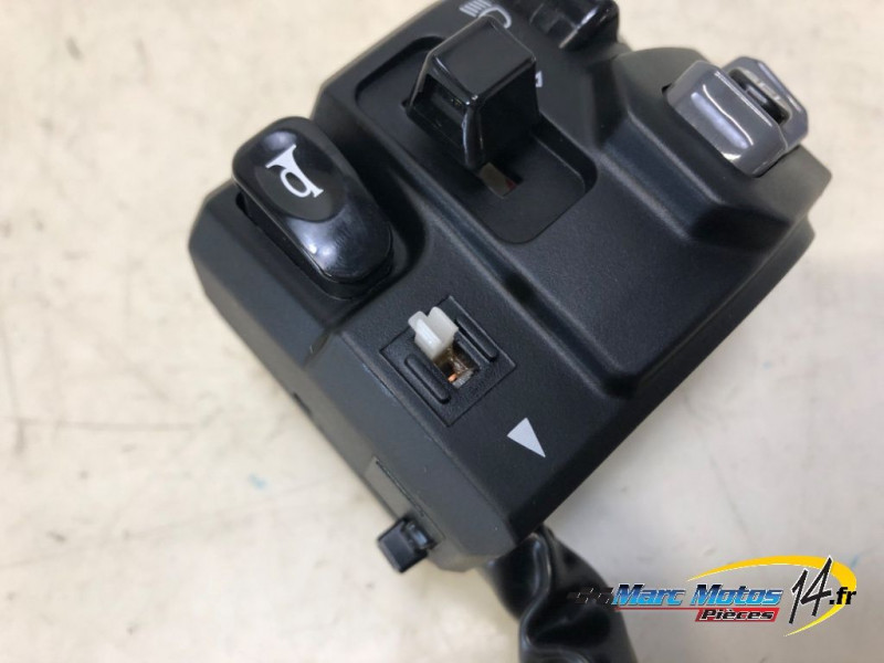 COMMODO GAUCHE KAWASAKI Z900 A2 2023