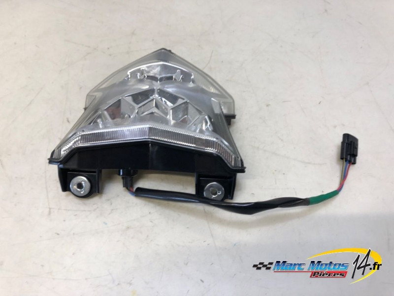 FEU ARRIERE KAWASAKI Z900 A2 2023