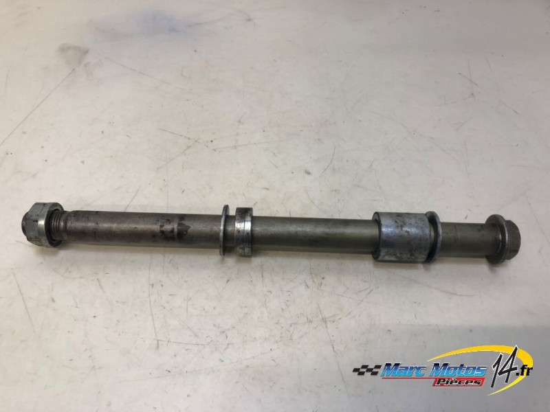 AXE DE ROUE ARRIERE HARLEY-DAVIDSON 1200 XR X SPORTSTER 2009